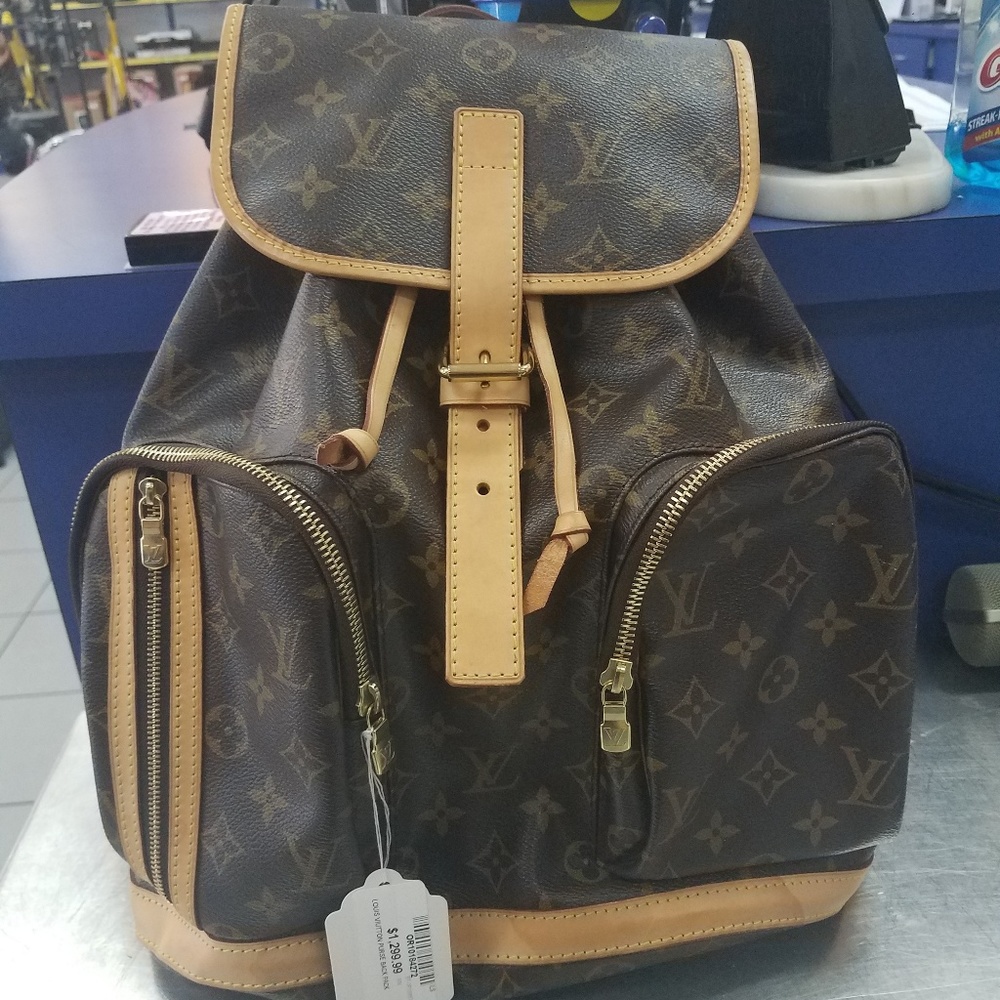 BACK PACK - Picture 1 of 4